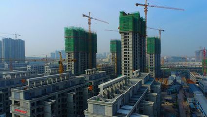 丹河藍灣項目建設穩步推進，多棟住宅樓陸續封頂